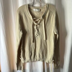 Svilu Cream Lace-Up Women's Cashmere Sweater
